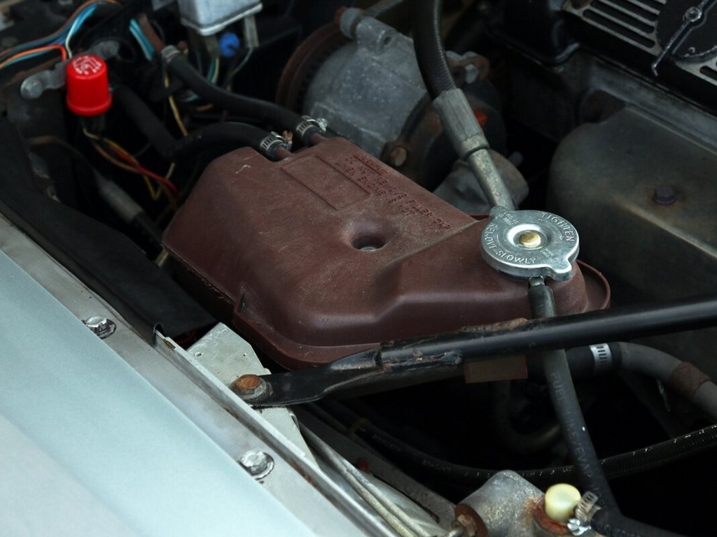 1976 Jaguar XJ6C - Image 94