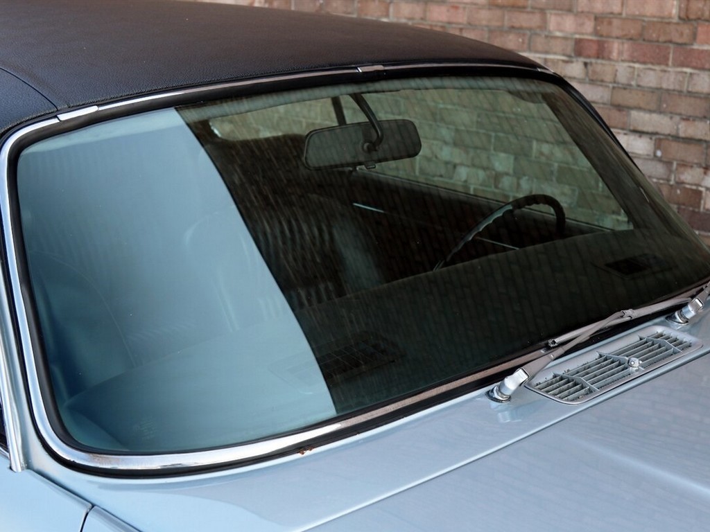 1976 Jaguar XJ6C - Image 95