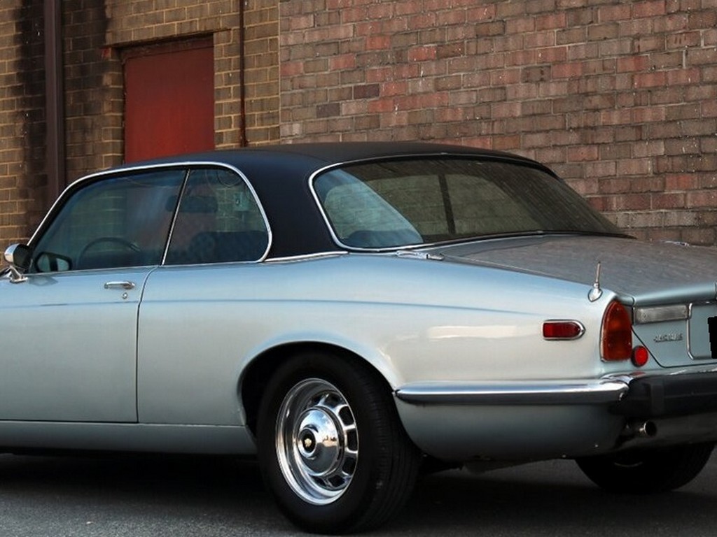 1976 Jaguar XJ6C - Image 7