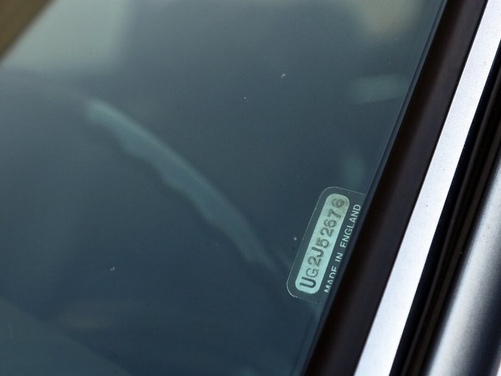 1976 Jaguar XJ6C - Image 10