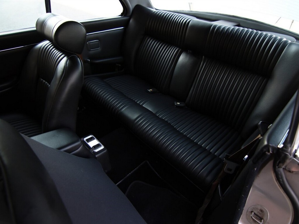 1976 Jaguar XJ6C - Image 15