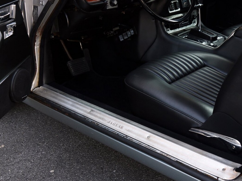 1976 Jaguar XJ6C - Image 19