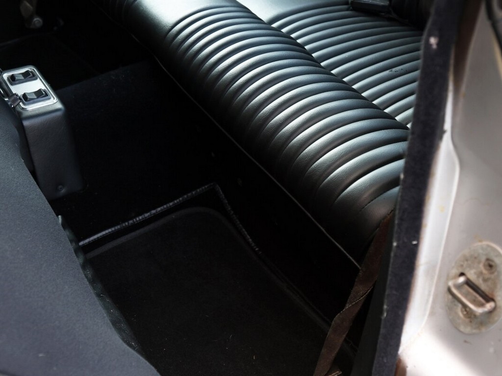 1976 Jaguar XJ6C - Image 24