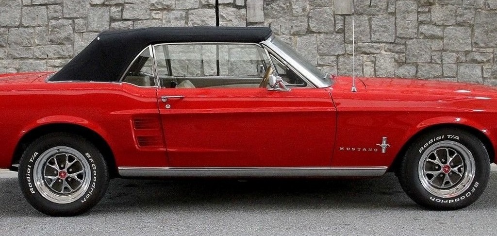 1967 Ford Mustang Convertible Restomod - Image 6