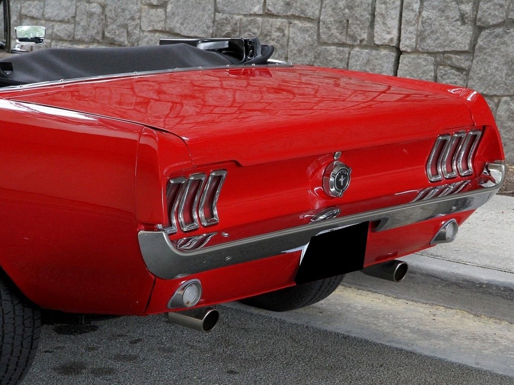 1967 Ford Mustang Convertible Restomod - Image 11
