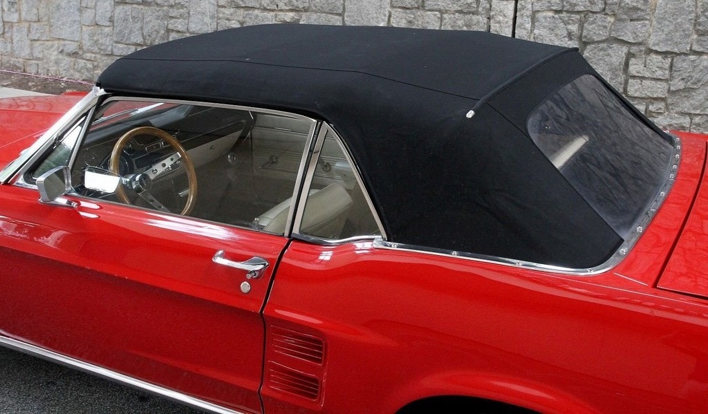 1967 Ford Mustang Convertible Restomod - Image 13