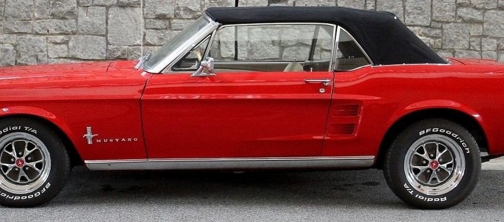 1967 Ford Mustang Convertible Restomod - Image 15