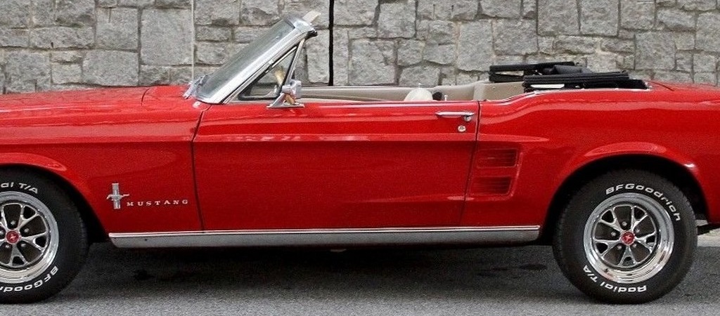 1967 Ford Mustang Convertible Restomod - Image 16