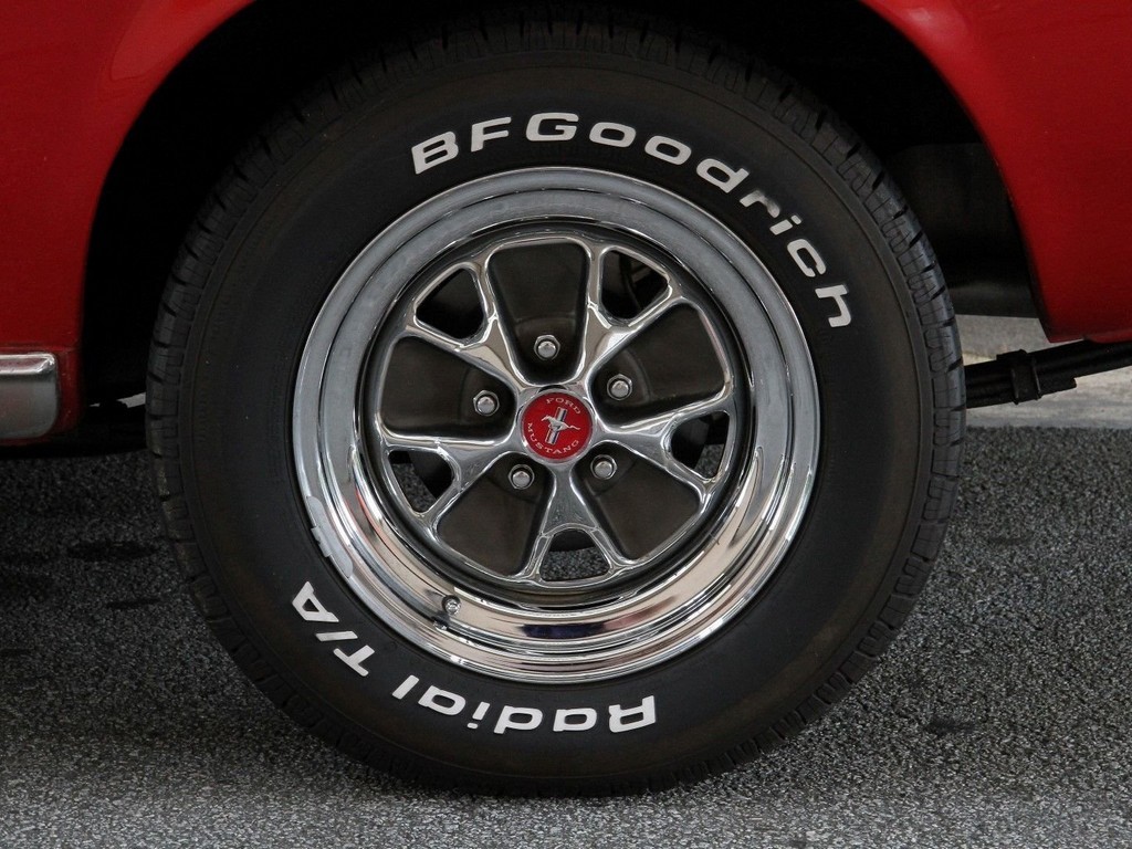 1967 Ford Mustang Convertible Restomod - Image 20