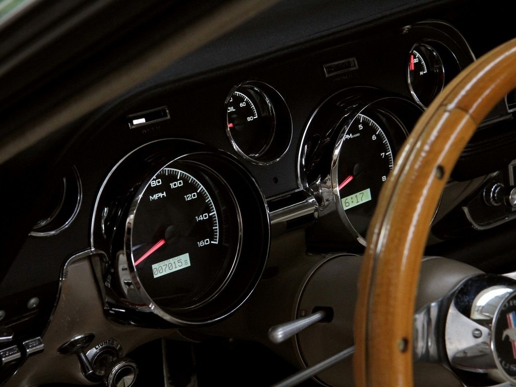 1967 Ford Mustang Convertible Restomod - Image 30