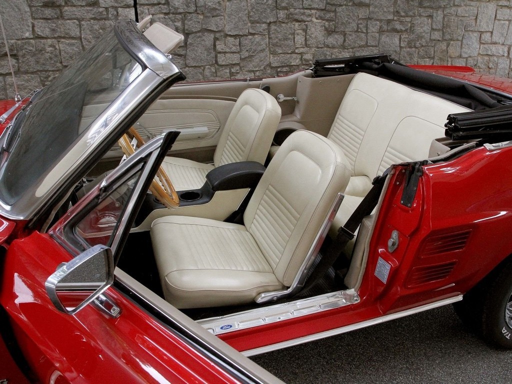 1967 Ford Mustang Convertible Restomod - Image 35