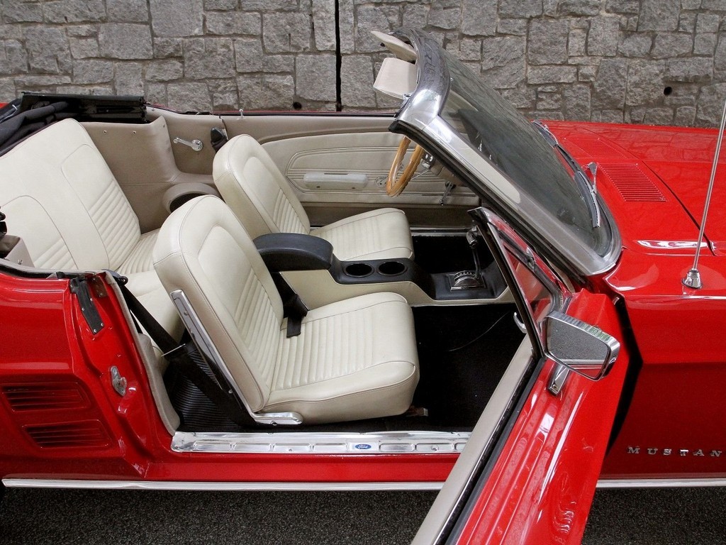 1967 Ford Mustang Convertible Restomod - Image 41