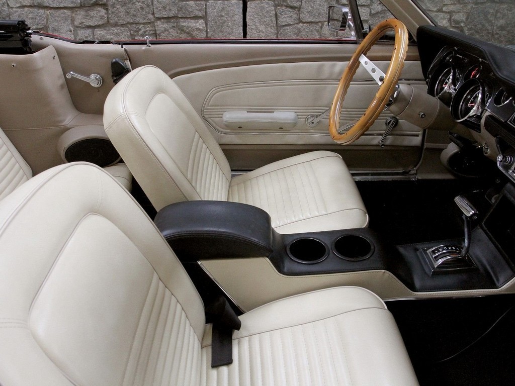 1967 Ford Mustang Convertible Restomod - Image 42