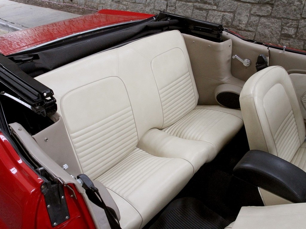 1967 Ford Mustang Convertible Restomod - Image 44