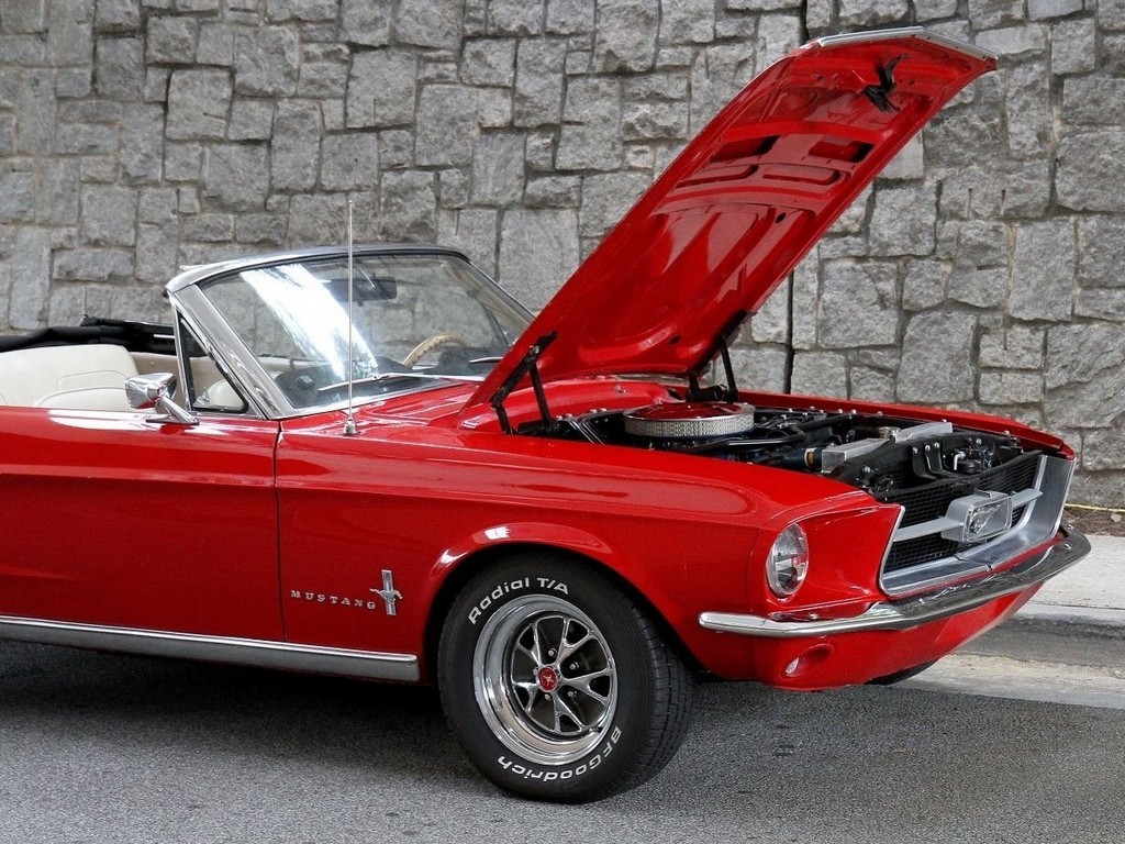 1967 Ford Mustang Convertible Restomod - Image 47