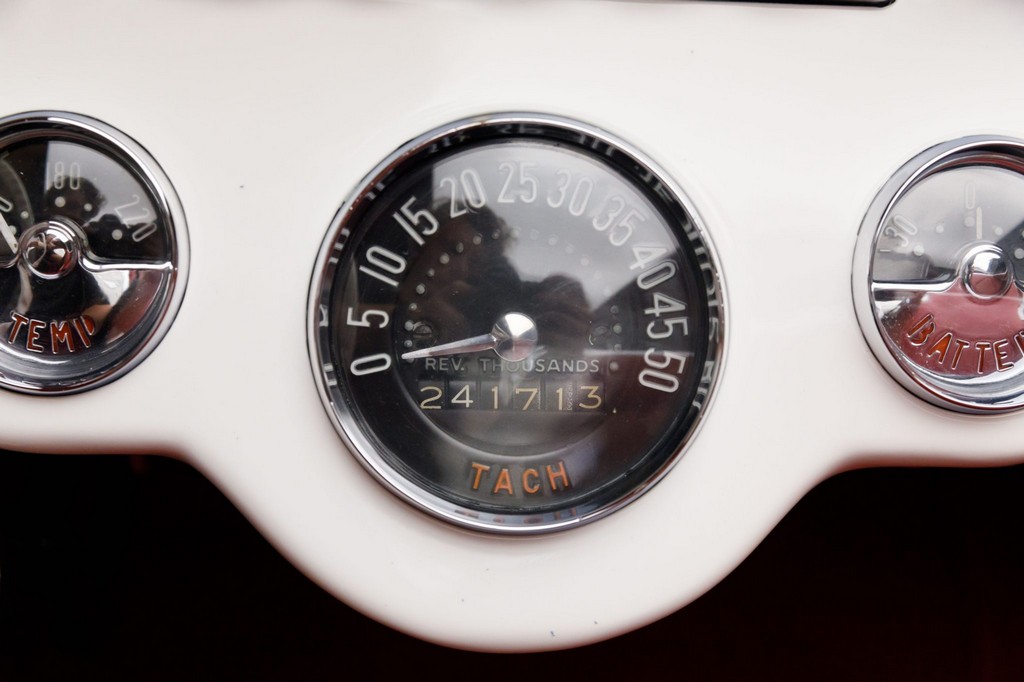 1954 Chevrolet Corvette Convertible - Image 64