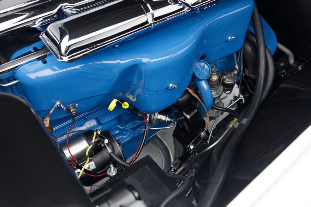 1954 Chevrolet Corvette Convertible - Image 102