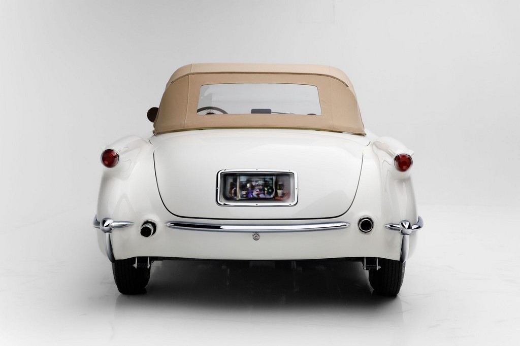 1954 Chevrolet Corvette Convertible - Image 105