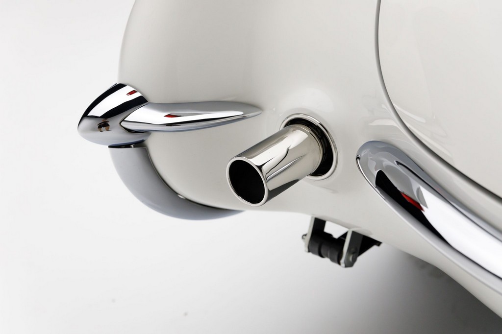 1954 Chevrolet Corvette Convertible - Image 18