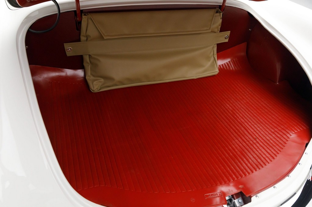 1954 Chevrolet Corvette Convertible - Image 34