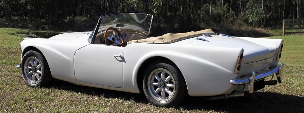 1963 Daimler SP250 - Image 4