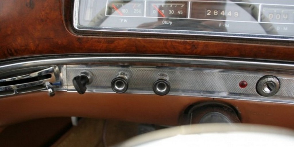 1960 Mercedes-Benz 220 SE Cabriolet - Image 11