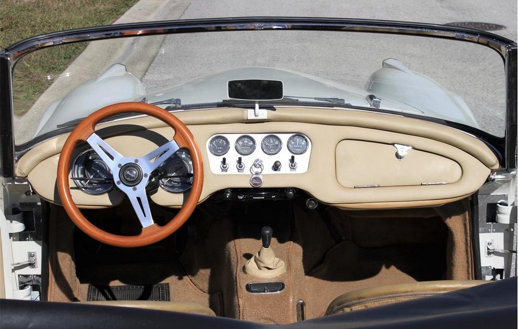 1963 Daimler SP250 - Image 24