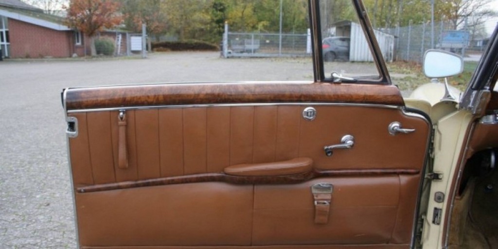1960 Mercedes-Benz 220 SE Cabriolet - Image 30