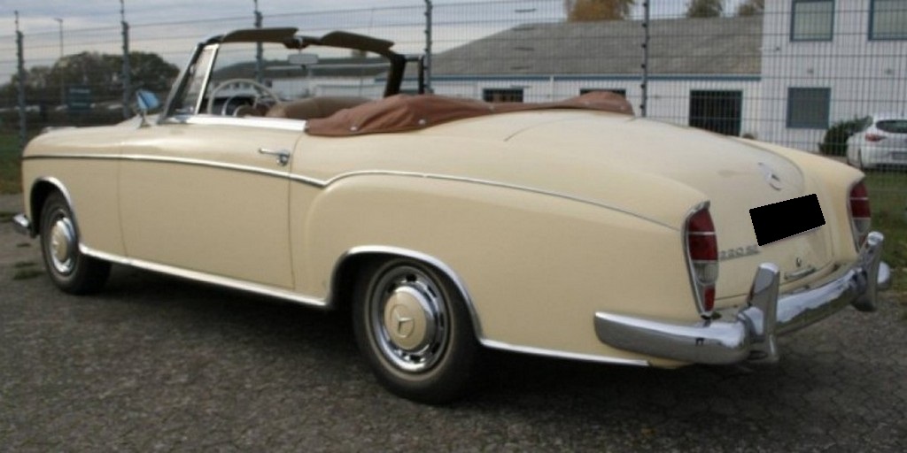 1960 Mercedes-Benz 220 SE Cabriolet - Image 38