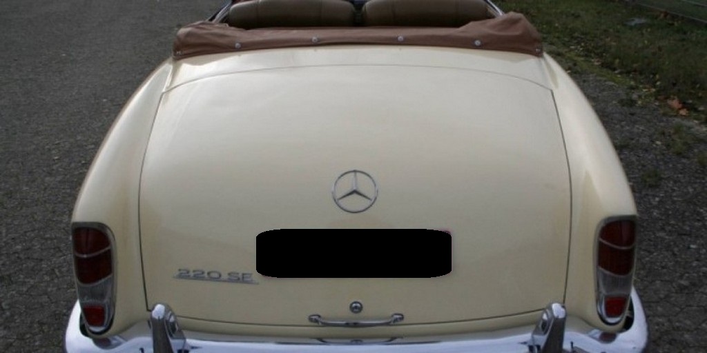 1960 Mercedes-Benz 220 SE Cabriolet - Image 42