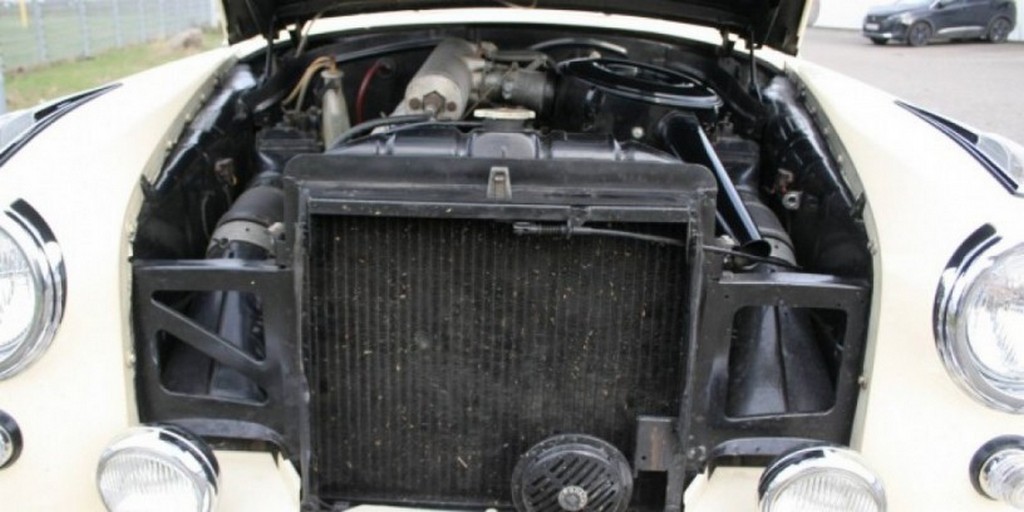 1960 Mercedes-Benz 220 SE Cabriolet - Image 45