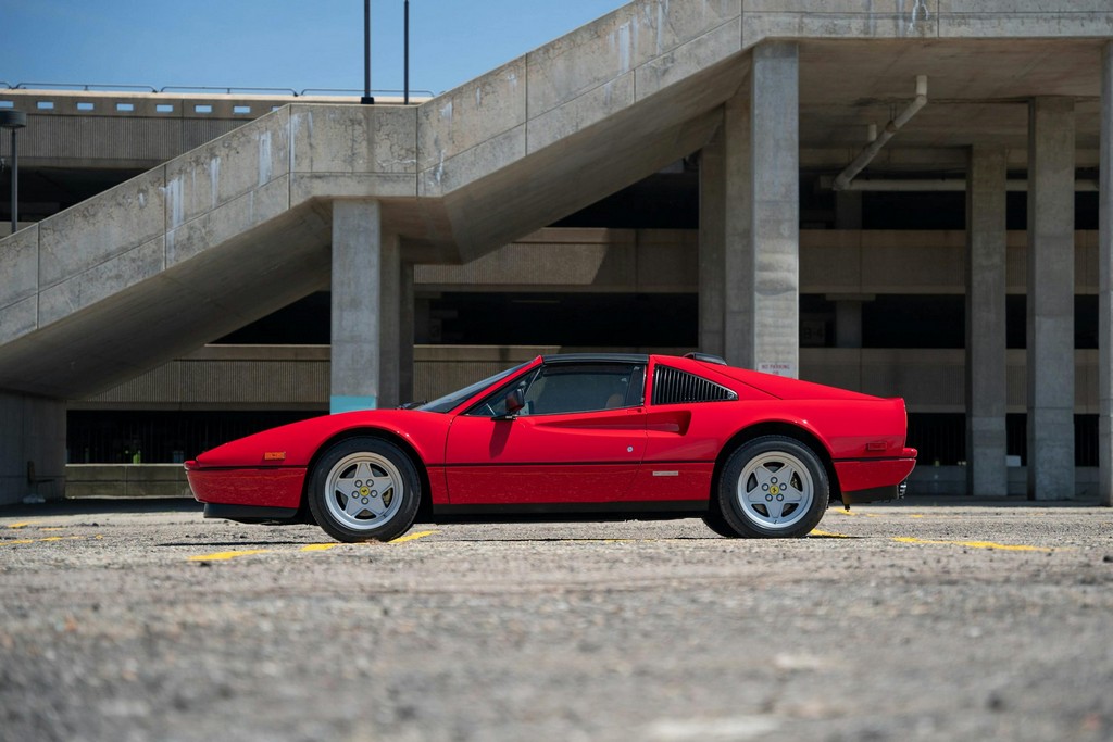 1987 Ferrari 328 GTS - Image 9