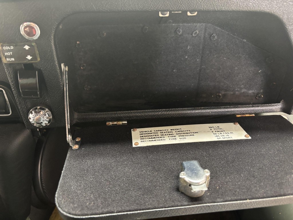 1971 Jaguar XKE Series II Roadster - Image 10