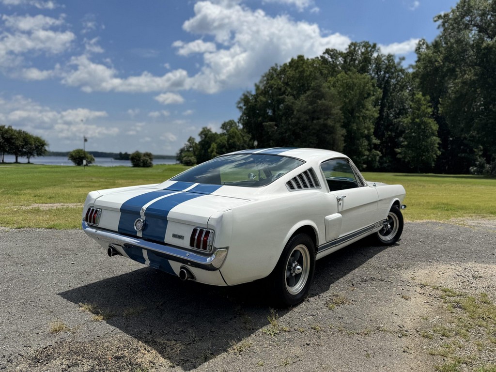 1965 Ford Mustang Fastback 289 - Image 28