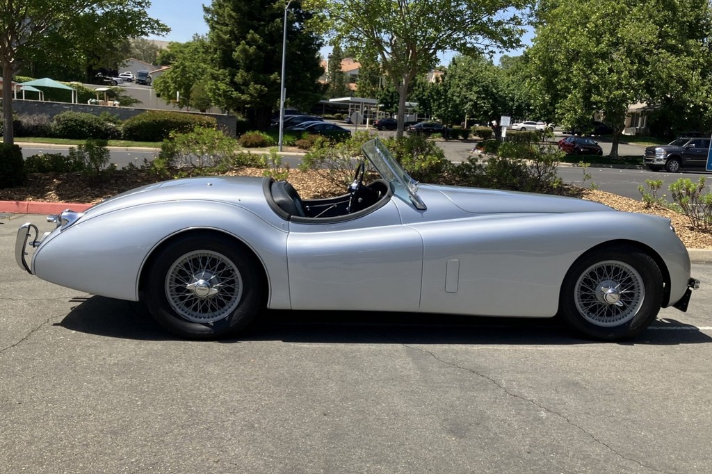 1953 Jaguar XK120 Roadster – Online Sale - Image 24
