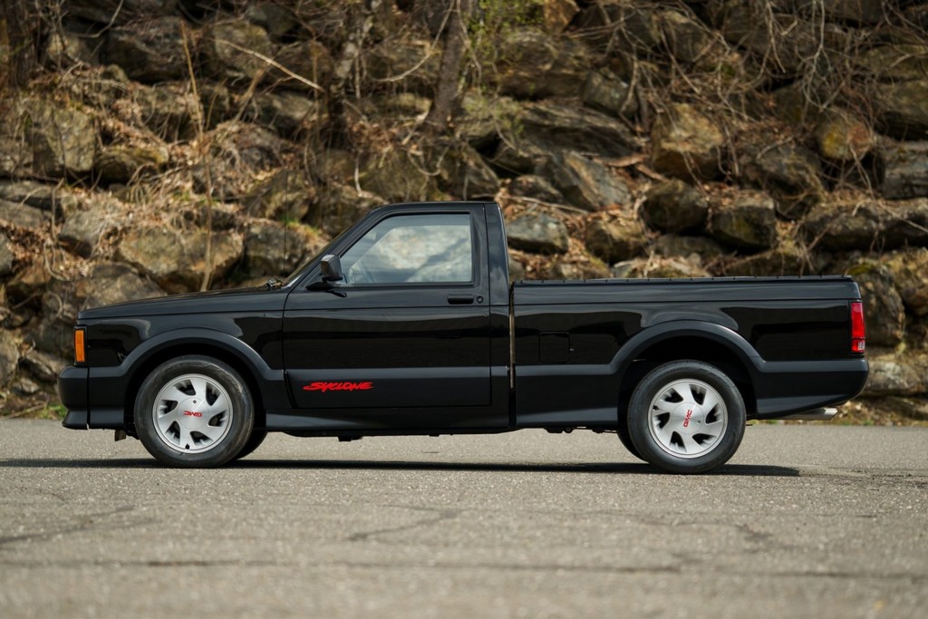 1991 GMC Syclone - Image 26