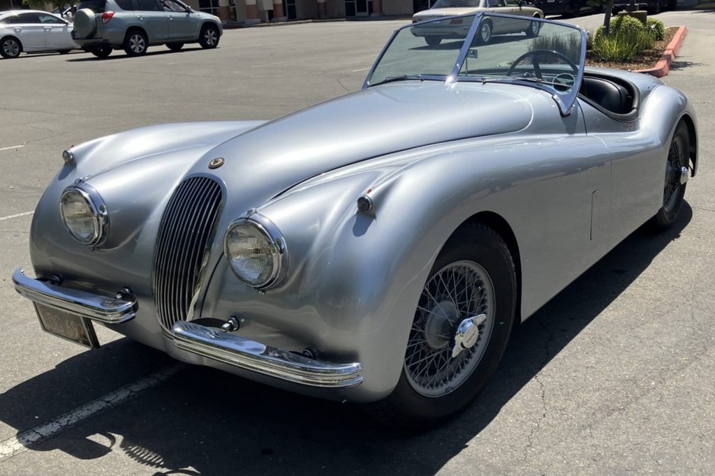 1953 Jaguar XK120 Roadster – Online Sale - Image 25