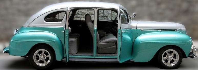 1940 Dodge Deluxe Street Rod - Image 18