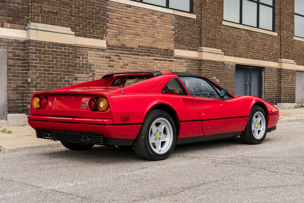 1987 Ferrari 328 GTS - Image 14