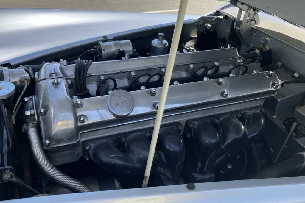 1953 Jaguar XK120 Roadster – Online Sale - Image 28