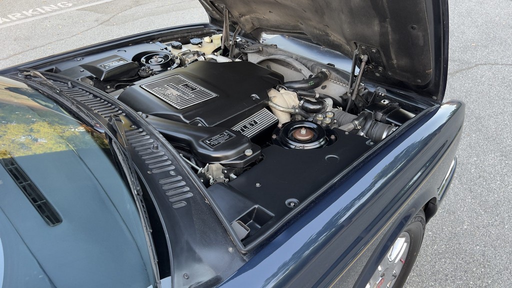 2001 Bentley Azure - Image 11