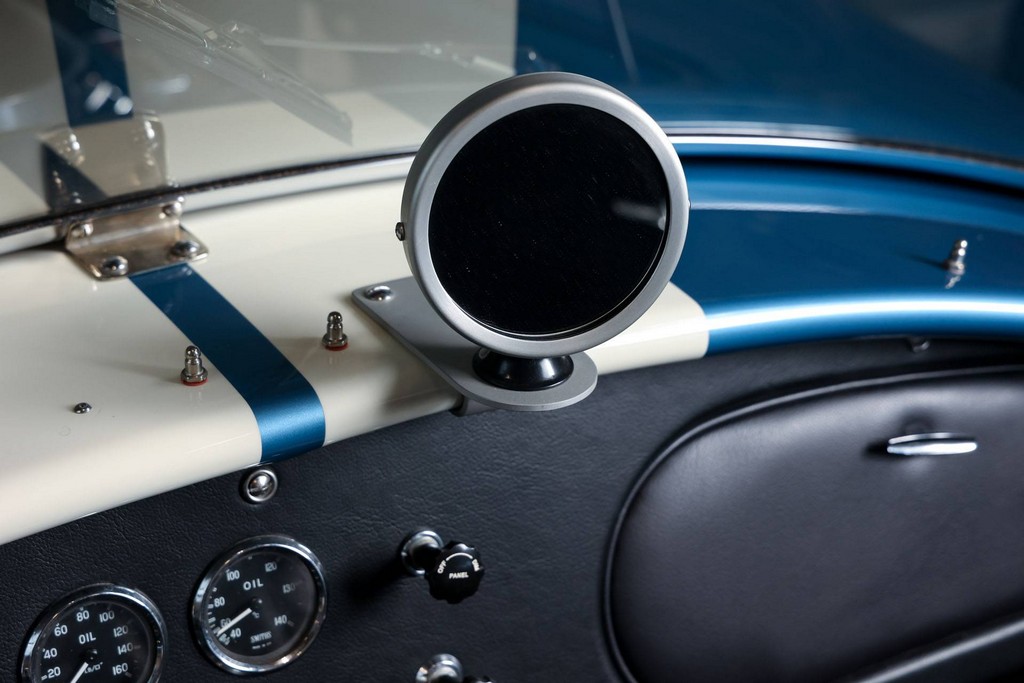 1965 Shelby 427 Cobra - Image 30