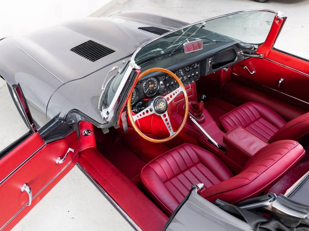 1965 Jaguar E-Type 4.2 - Image 21
