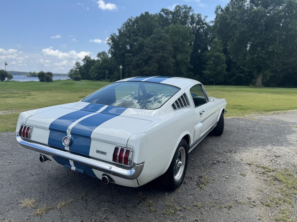 1965 Ford Mustang Fastback 289 - Image 37