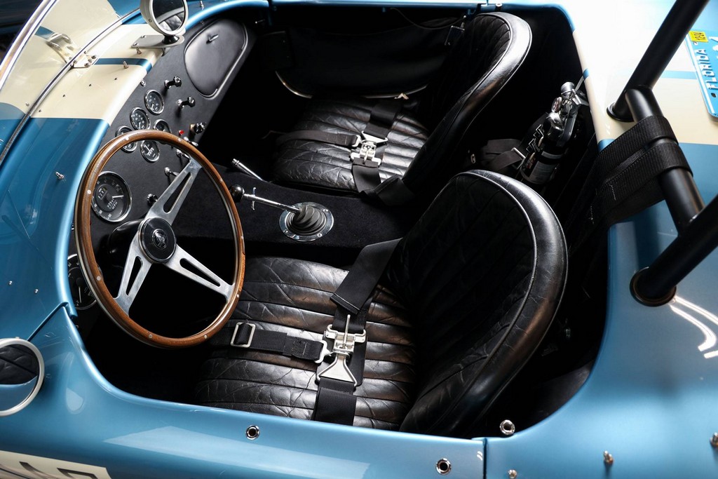 1965 Shelby 427 Cobra - Image 33