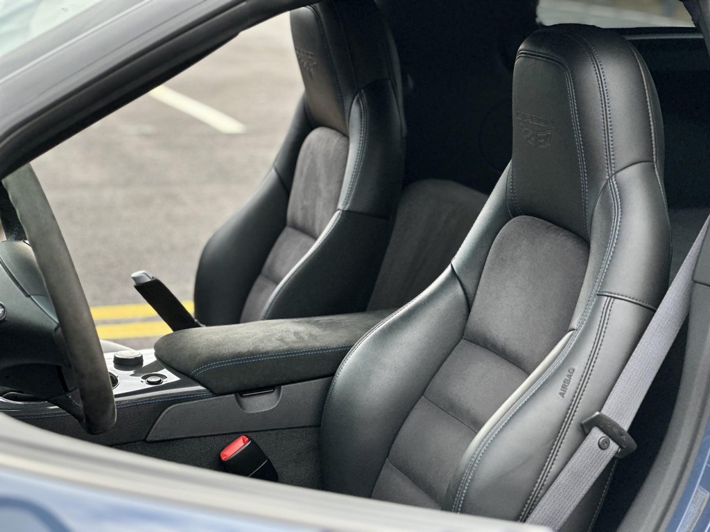 2011 Chevrolet Corvette Z06 Carbon Edition Z07 - Image 44