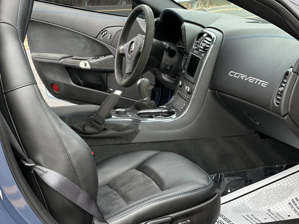 2011 Chevrolet Corvette Z06 Carbon Edition Z07 - Image 45