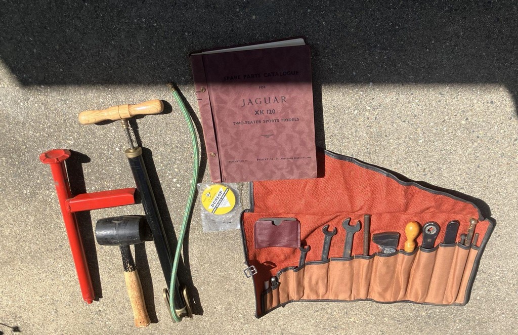 1953 Jaguar XK120 Roadster – Online Sale - Image 35