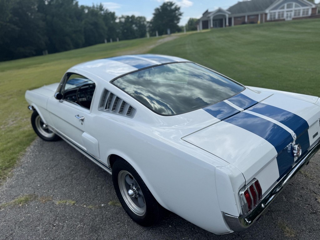 1965 Ford Mustang Fastback 289 - Image 40