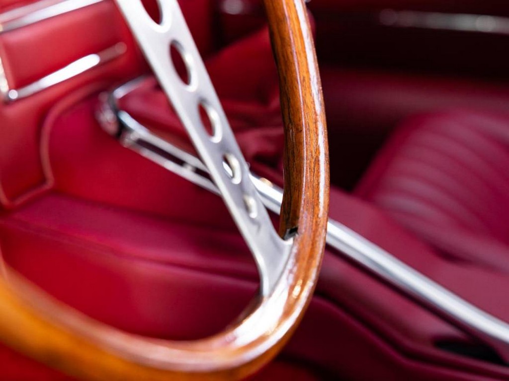 1965 Jaguar E-Type 4.2 - Image 26